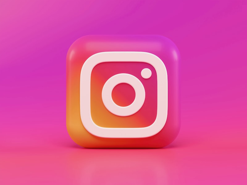 Content Creator filming TikTok